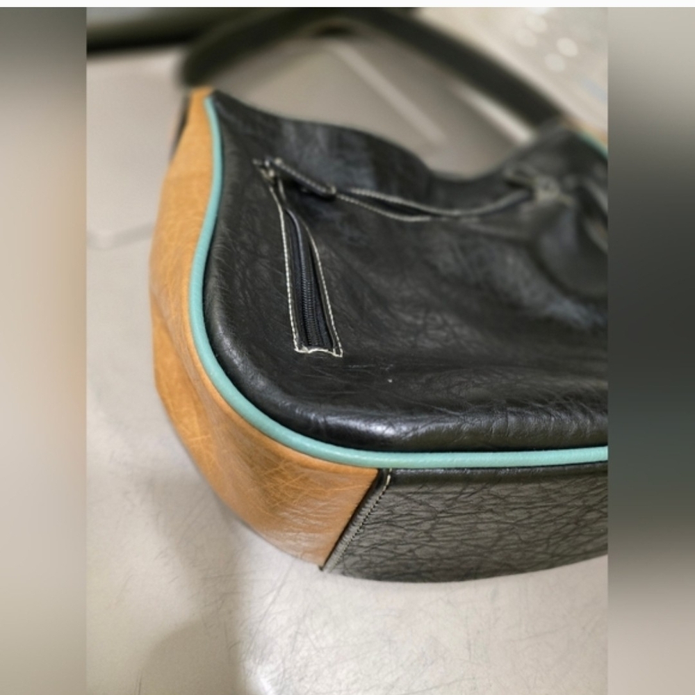 Woman's Black/Brown Leather- Like Purse With Flowers On Handles, Size 21x12x5 - Picture 5 of 12